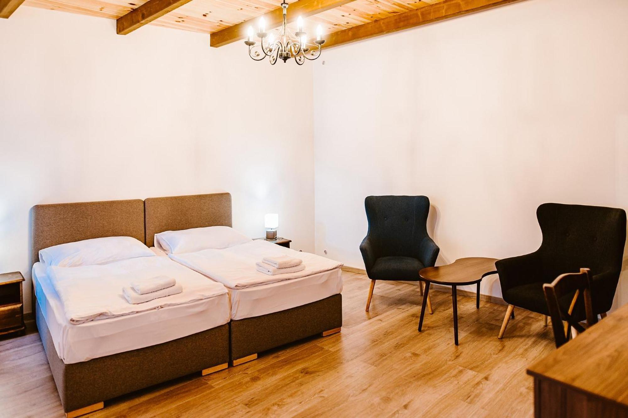 Aparthotel Sziklavendeghaz Veszprém Exterior foto