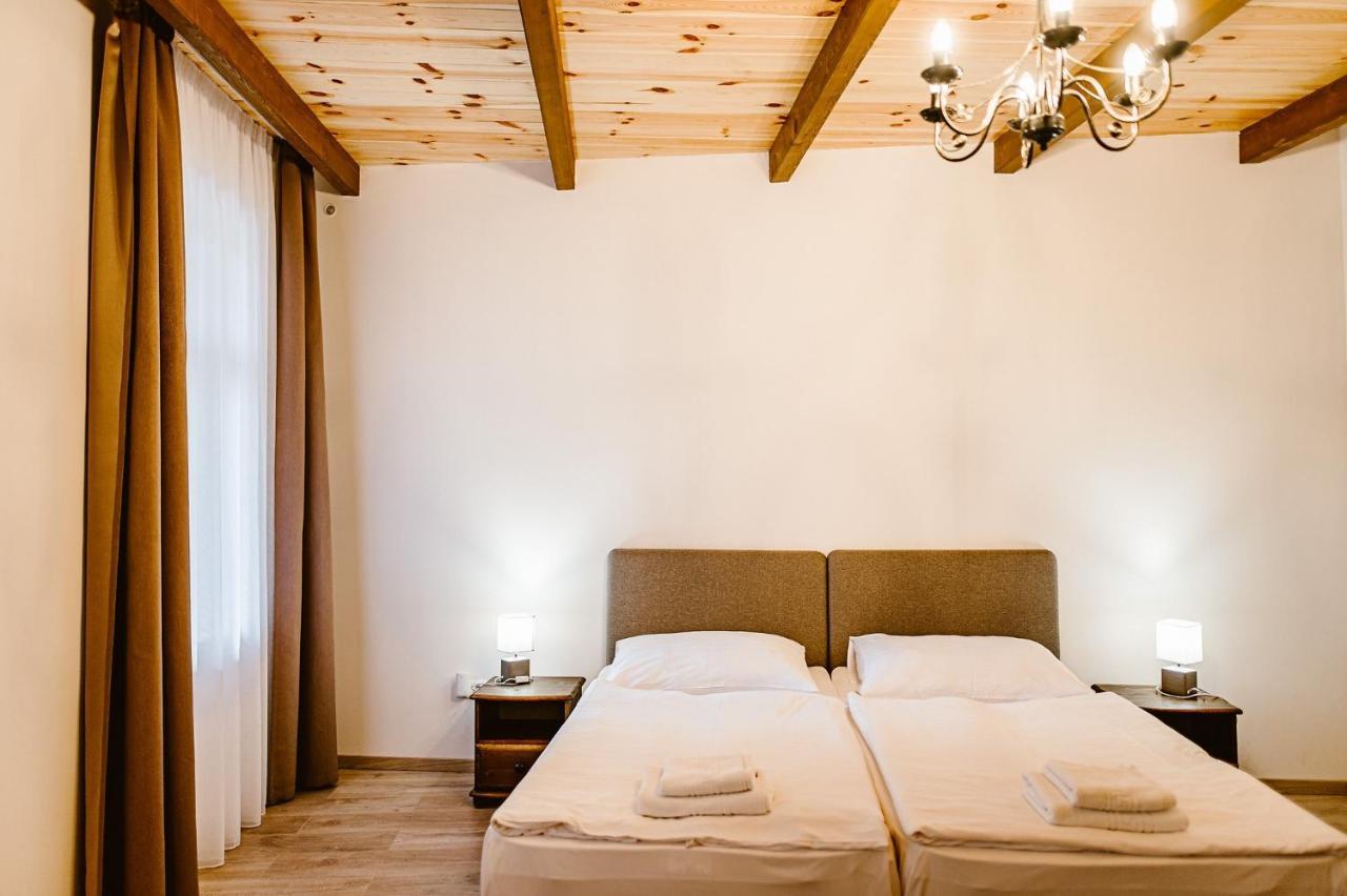 Aparthotel Sziklavendeghaz Veszprém Exterior foto